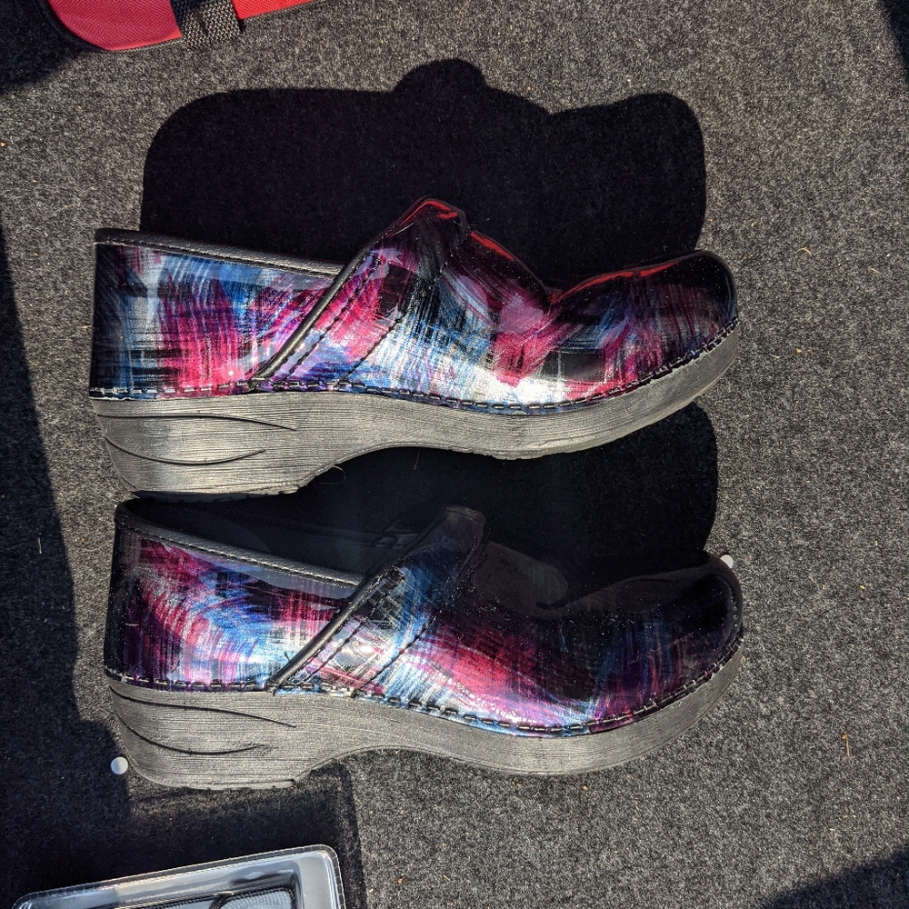 Danskos - Picture 2 of 5